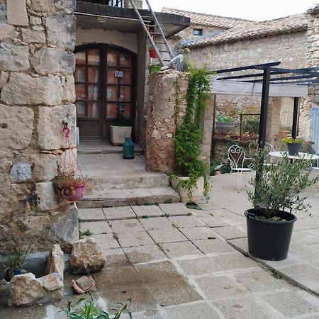 L Atelier De Raymond Aparthotel Verfeuil Rom bilde